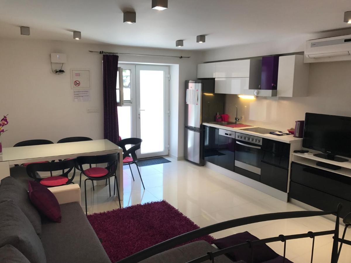 Studio Apartman Hotell Split Eksteriør bilde